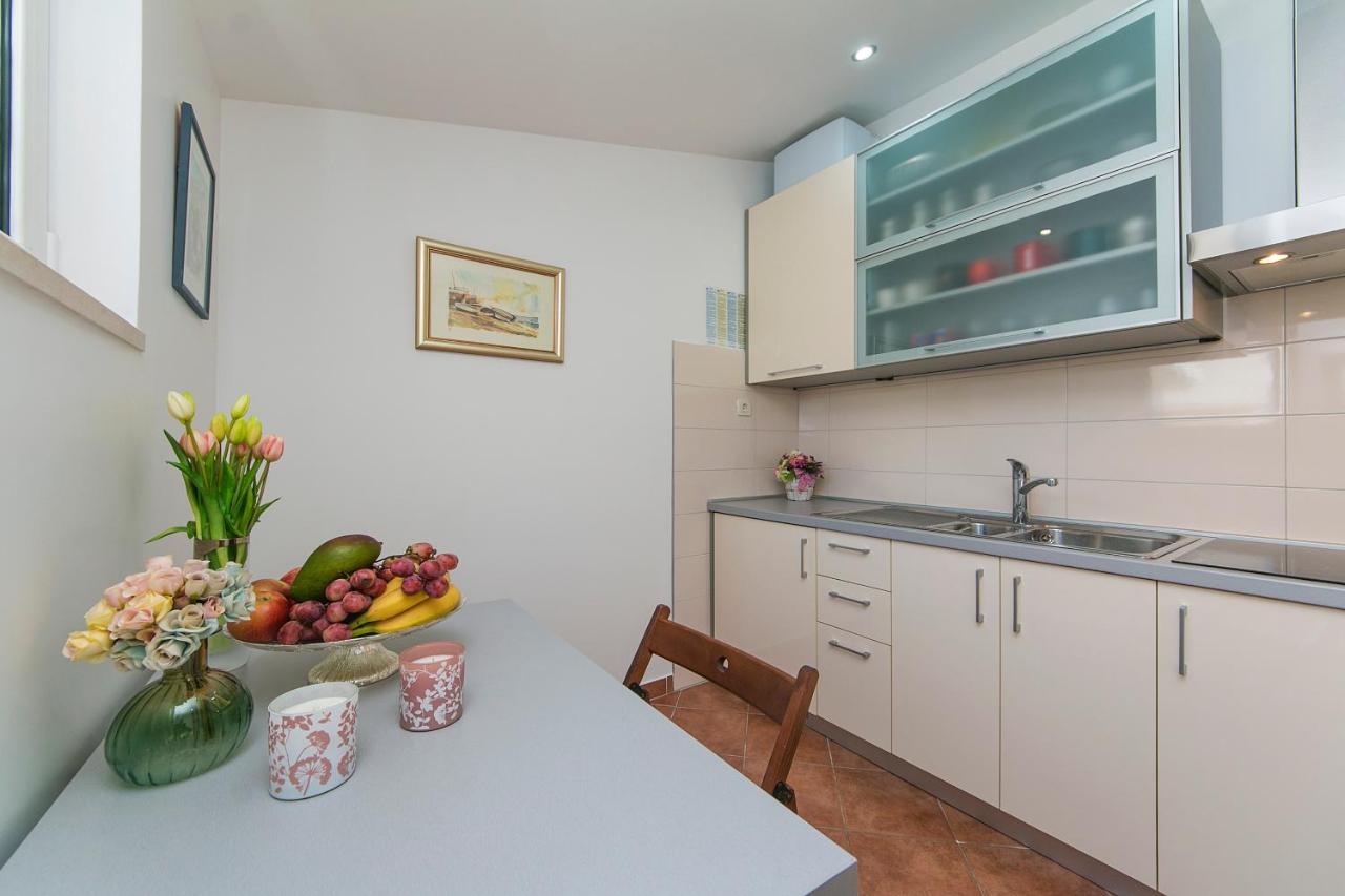 Apartman Stipic 1 Baška Voda Esterno foto