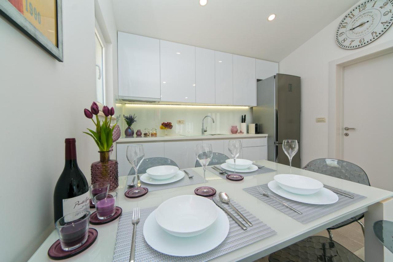 Apartman Stipic 1 Baška Voda Esterno foto