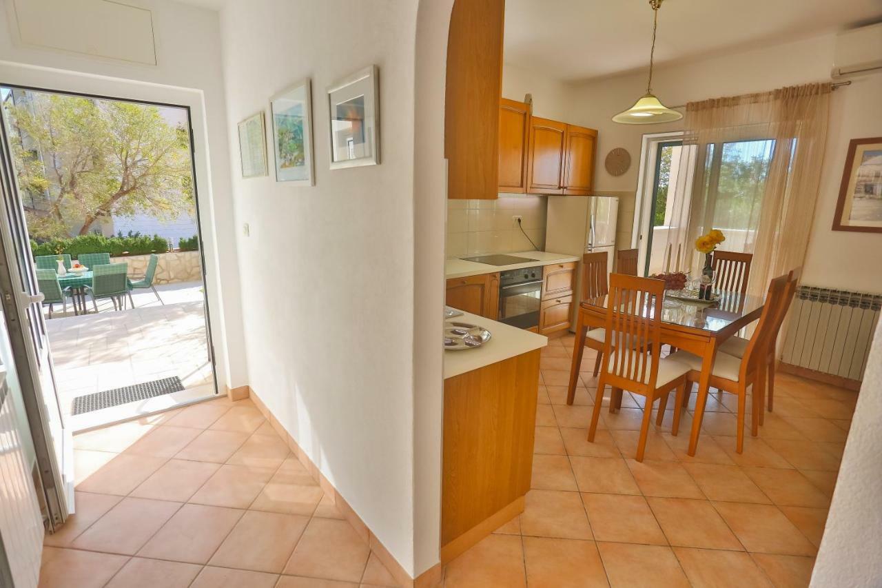 Apartman Stipic 1 Baška Voda Esterno foto